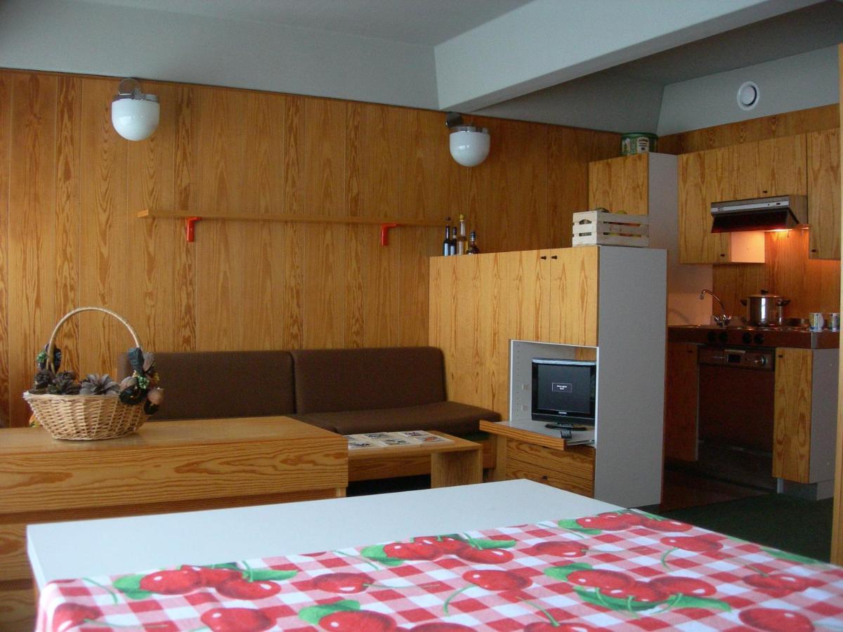 Residence Albarè - Appartamenti Vacanze Casa Marilleva Esterno foto